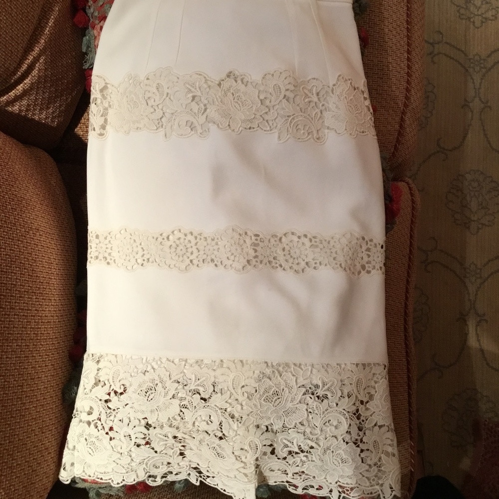 Dolce &  Gabbana Lace Trimmed Skirt